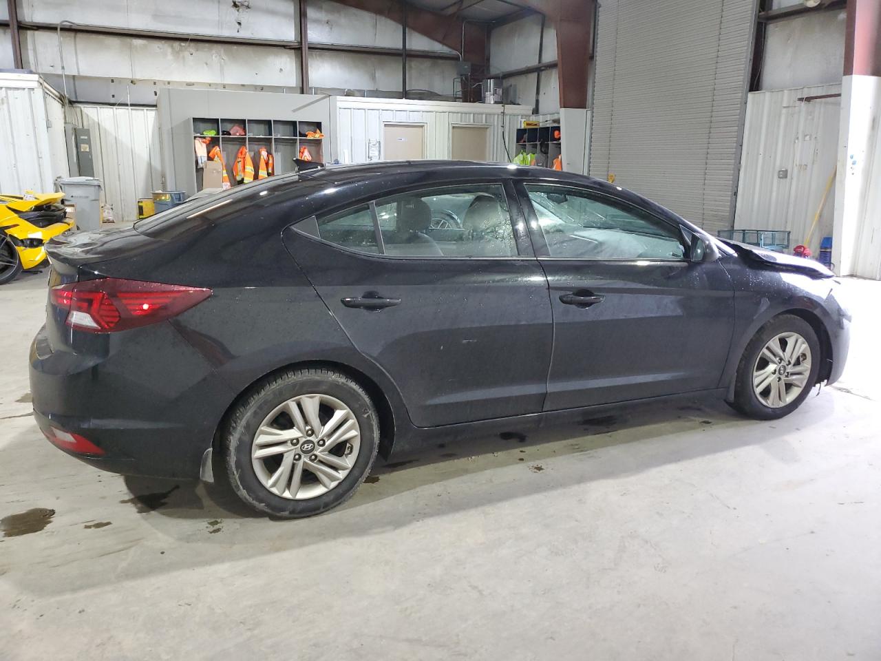 Photo 2 VIN: 5NPD84LF2LH498369 - HYUNDAI ELANTRA 