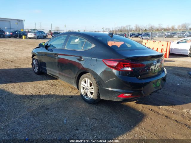 Photo 2 VIN: 5NPD84LF2LH517972 - HYUNDAI ELANTRA 