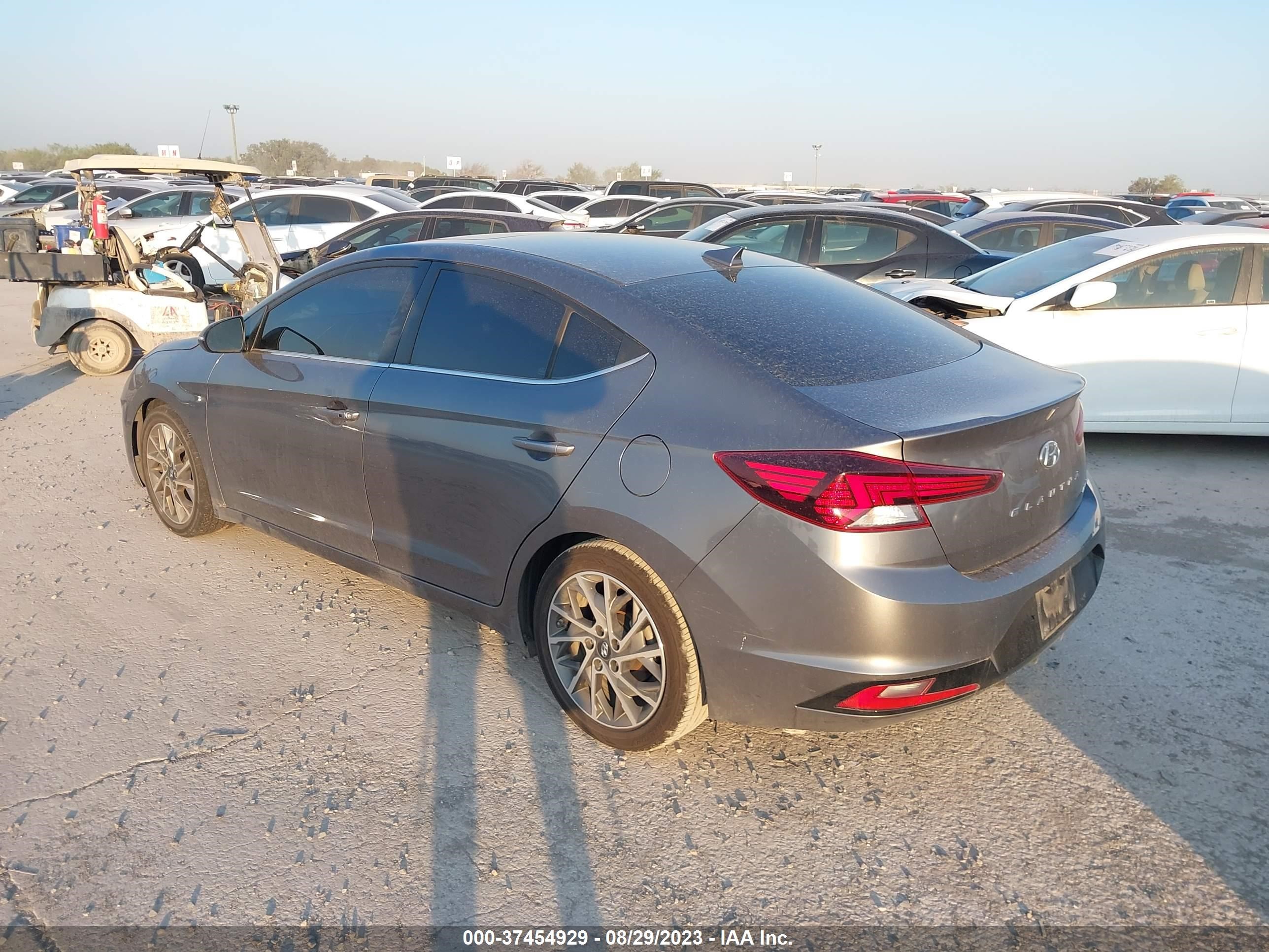 Photo 2 VIN: 5NPD84LF2LH527675 - HYUNDAI ELANTRA 