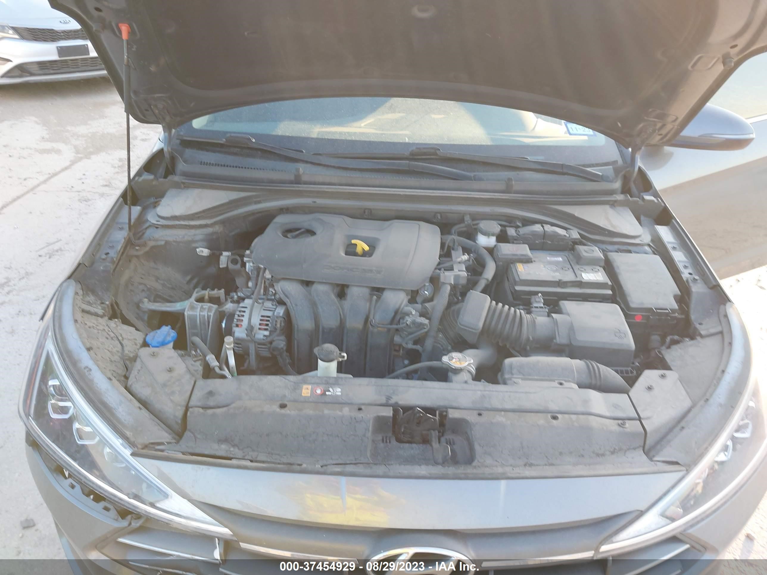 Photo 9 VIN: 5NPD84LF2LH527675 - HYUNDAI ELANTRA 