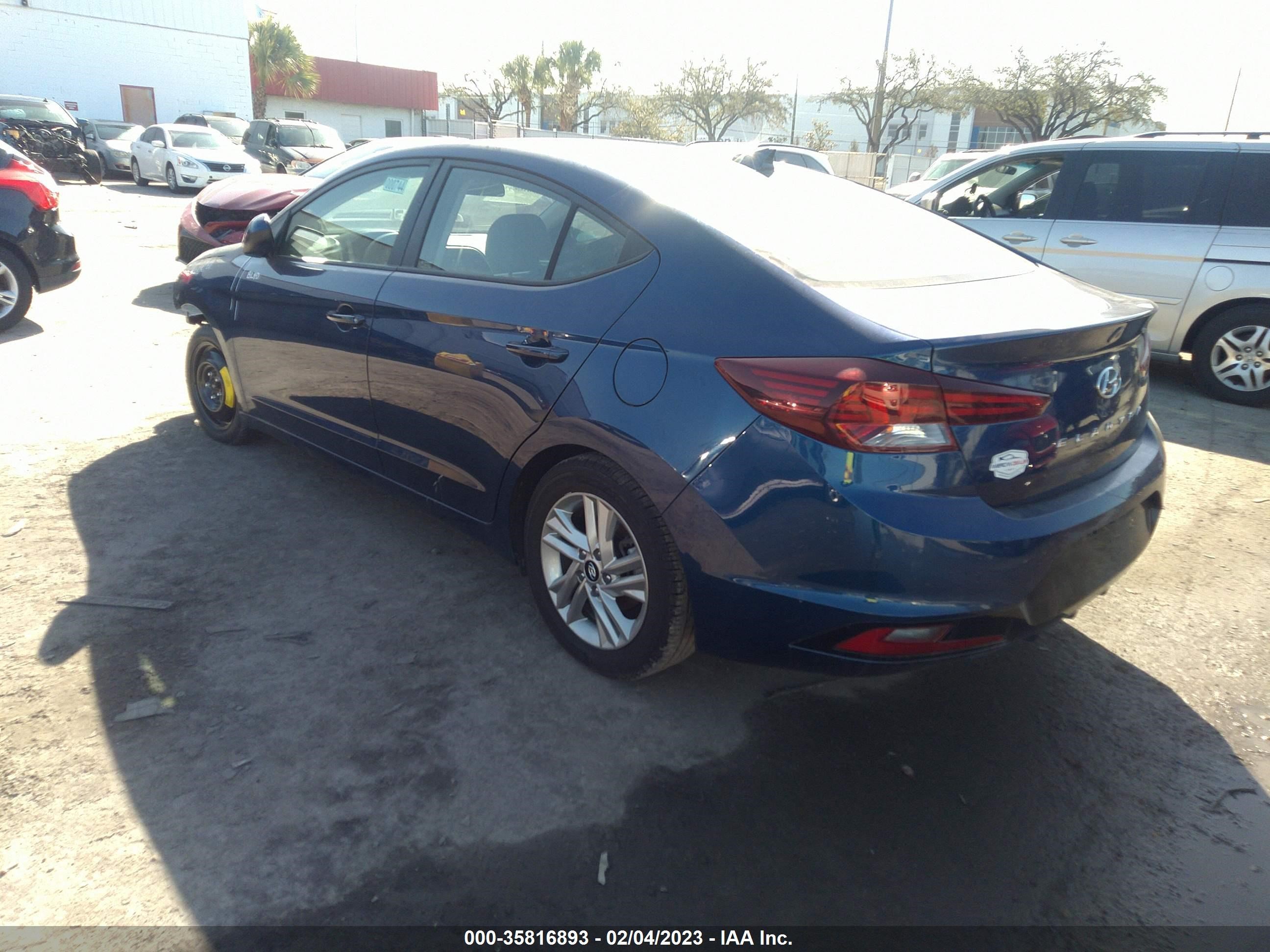 Photo 2 VIN: 5NPD84LF2LH575788 - HYUNDAI ELANTRA 