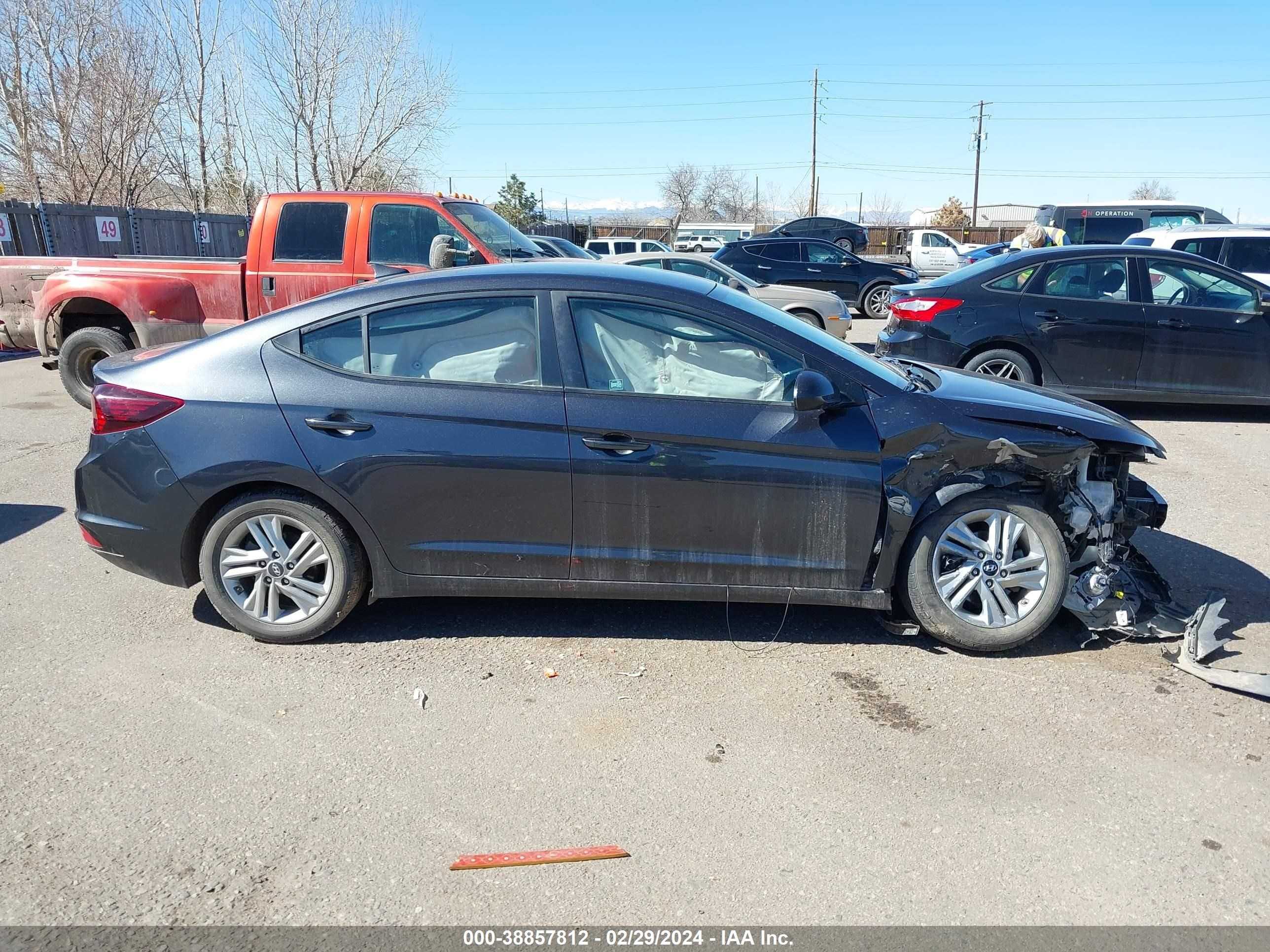 Photo 12 VIN: 5NPD84LF2LH576522 - HYUNDAI ELANTRA 