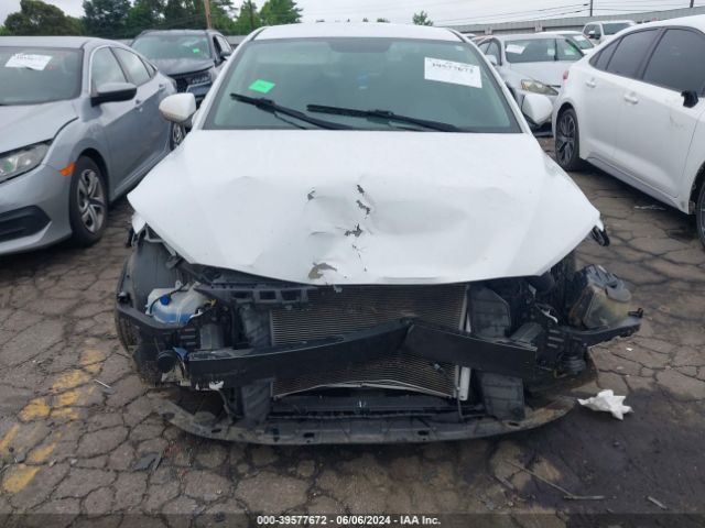 Photo 5 VIN: 5NPD84LF3HH008366 - HYUNDAI ELANTRA 