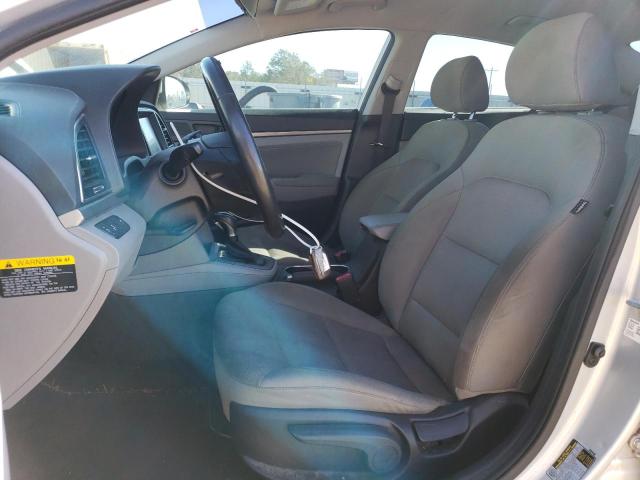 Photo 6 VIN: 5NPD84LF3HH010473 - HYUNDAI ELANTRA 