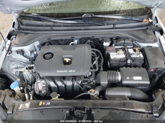 Photo 9 VIN: 5NPD84LF3HH011817 - HYUNDAI ELANTRA 