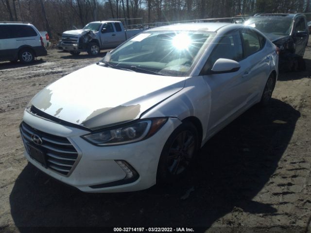 Photo 1 VIN: 5NPD84LF3HH015589 - HYUNDAI ELANTRA 