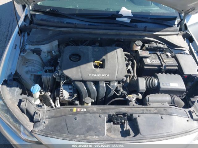 Photo 9 VIN: 5NPD84LF3HH018265 - HYUNDAI ELANTRA 