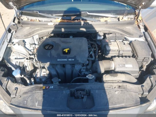 Photo 9 VIN: 5NPD84LF3HH020002 - HYUNDAI ELANTRA 