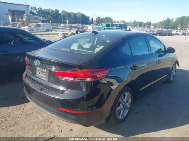 Photo 3 VIN: 5NPD84LF3HH028181 - HYUNDAI ELANTRA 