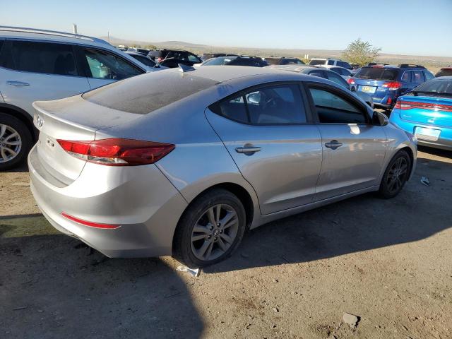 Photo 2 VIN: 5NPD84LF3HH033008 - HYUNDAI ELANTRA 