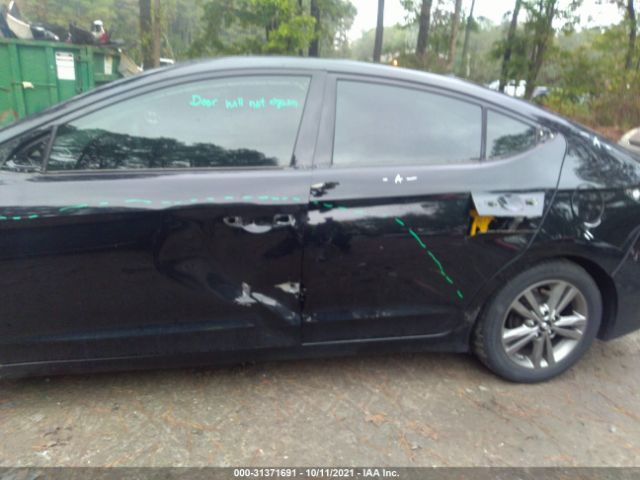 Photo 5 VIN: 5NPD84LF3HH043618 - HYUNDAI ELANTRA 