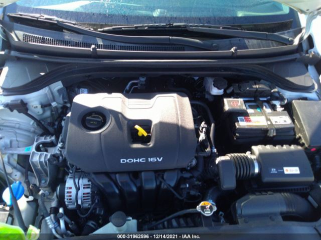 Photo 9 VIN: 5NPD84LF3HH045269 - HYUNDAI ELANTRA 