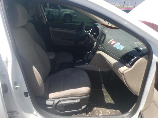 Photo 4 VIN: 5NPD84LF3HH045725 - HYUNDAI ELANTRA SE 