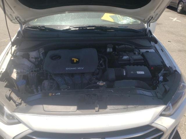 Photo 6 VIN: 5NPD84LF3HH045725 - HYUNDAI ELANTRA SE 