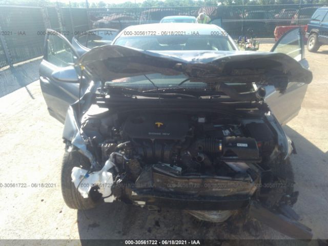 Photo 9 VIN: 5NPD84LF3HH046440 - HYUNDAI ELANTRA 