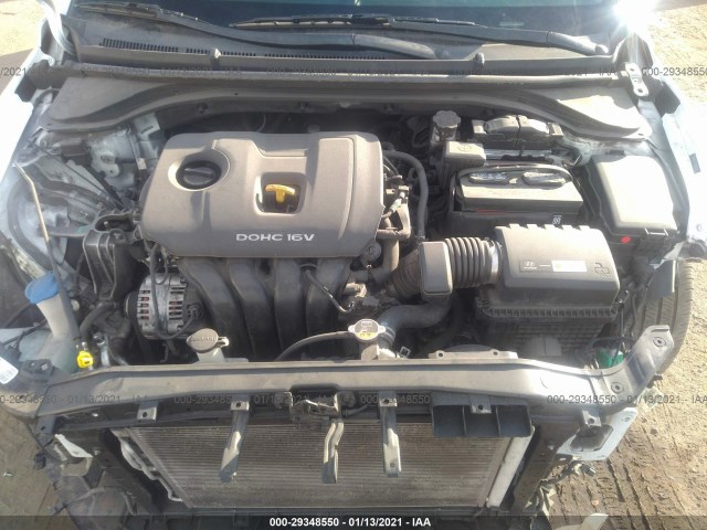 Photo 9 VIN: 5NPD84LF3HH048219 - HYUNDAI ELANTRA 