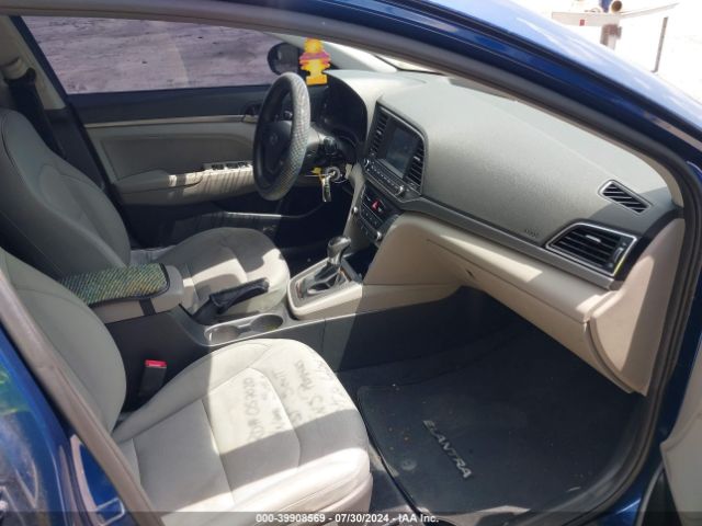 Photo 4 VIN: 5NPD84LF3HH057020 - HYUNDAI ELANTRA 