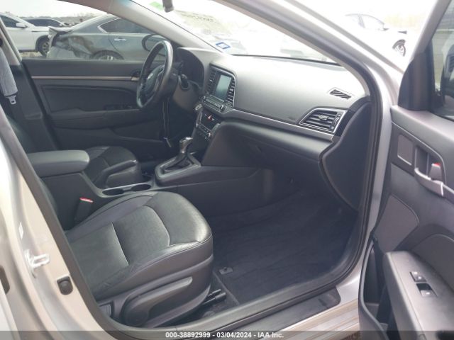 Photo 4 VIN: 5NPD84LF3HH057180 - HYUNDAI ELANTRA 