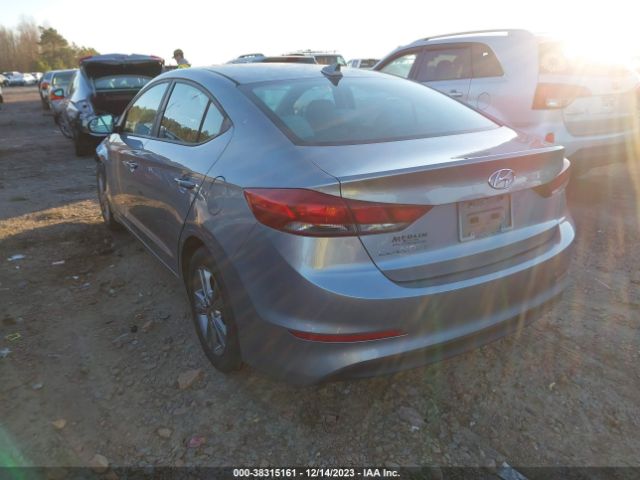 Photo 2 VIN: 5NPD84LF3HH058684 - HYUNDAI ELANTRA 