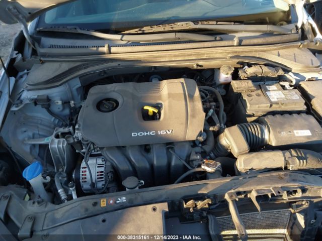 Photo 9 VIN: 5NPD84LF3HH058684 - HYUNDAI ELANTRA 