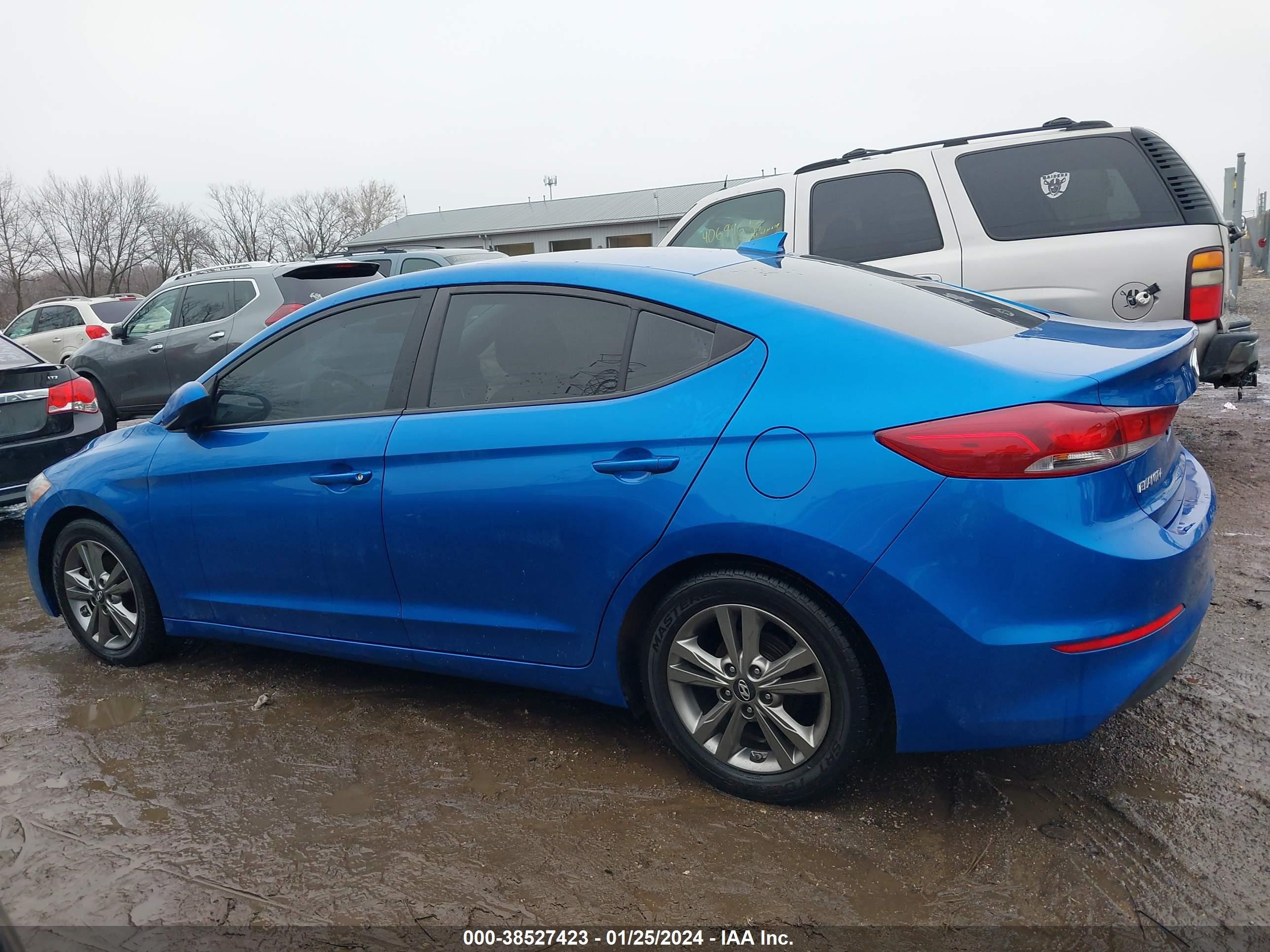 Photo 13 VIN: 5NPD84LF3HH066493 - HYUNDAI ELANTRA 