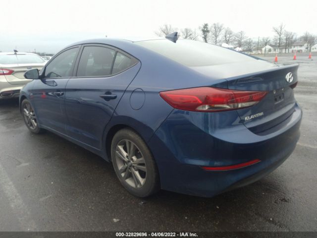 Photo 2 VIN: 5NPD84LF3HH075856 - HYUNDAI ELANTRA 