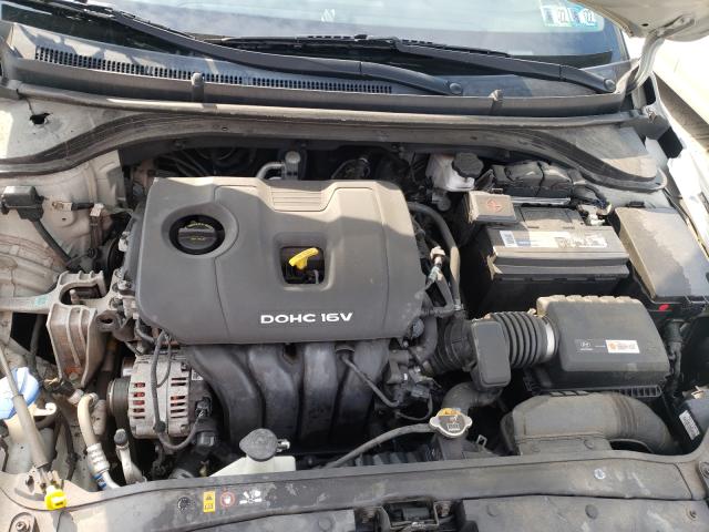 Photo 6 VIN: 5NPD84LF3HH076229 - HYUNDAI ELANTRA SE 