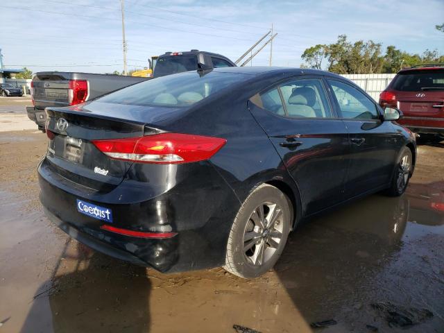 Photo 2 VIN: 5NPD84LF3HH080569 - HYUNDAI ELANTRA 