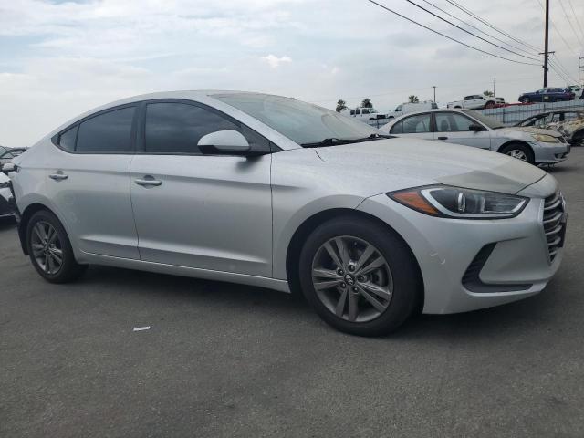 Photo 3 VIN: 5NPD84LF3HH080765 - HYUNDAI ELANTRA SE 