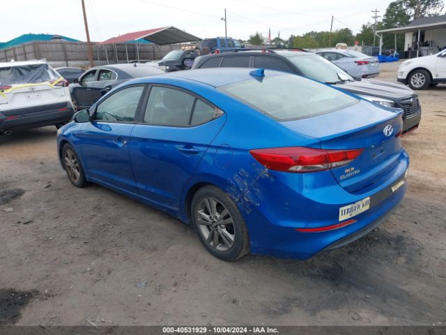 Photo 2 VIN: 5NPD84LF3HH082628 - HYUNDAI ELANTRA 