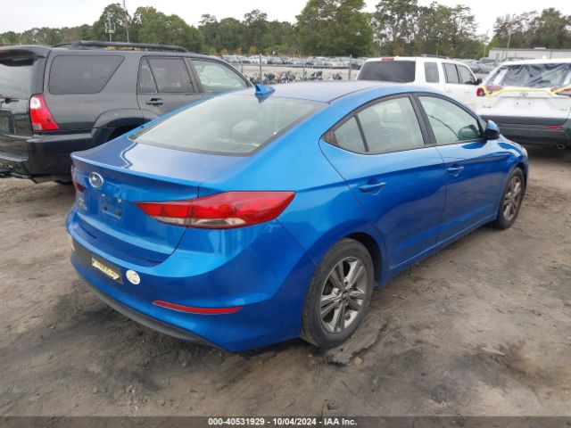 Photo 3 VIN: 5NPD84LF3HH082628 - HYUNDAI ELANTRA 