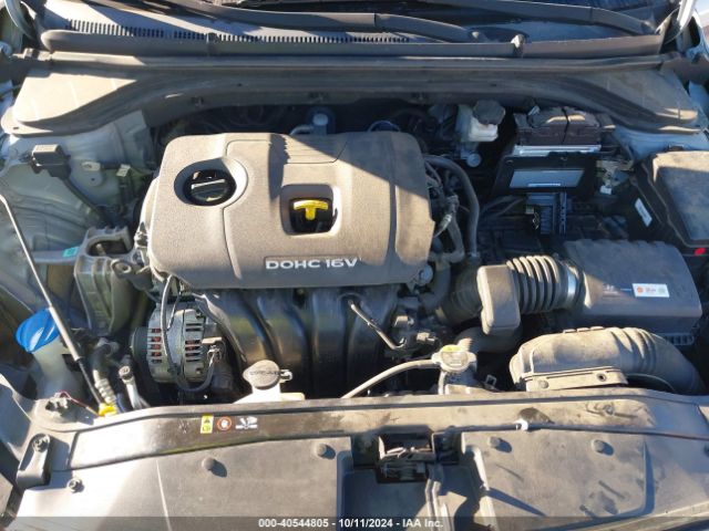 Photo 9 VIN: 5NPD84LF3HH085433 - HYUNDAI ELANTRA 