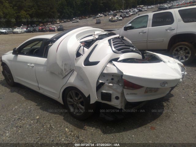 Photo 2 VIN: 5NPD84LF3HH090728 - HYUNDAI ELANTRA 