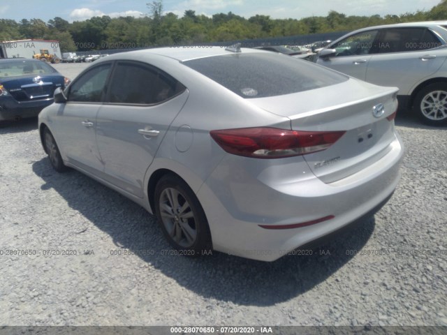 Photo 2 VIN: 5NPD84LF3HH093161 - HYUNDAI ELANTRA 