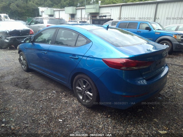 Photo 2 VIN: 5NPD84LF3HH097890 - HYUNDAI ELANTRA 