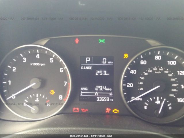 Photo 6 VIN: 5NPD84LF3HH114171 - HYUNDAI ELANTRA 