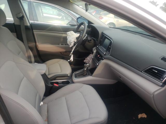 Photo 4 VIN: 5NPD84LF3HH114672 - HYUNDAI ELANTRA SE 