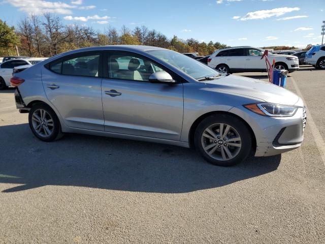 Photo 3 VIN: 5NPD84LF3HH120147 - HYUNDAI ELANTRA SE 