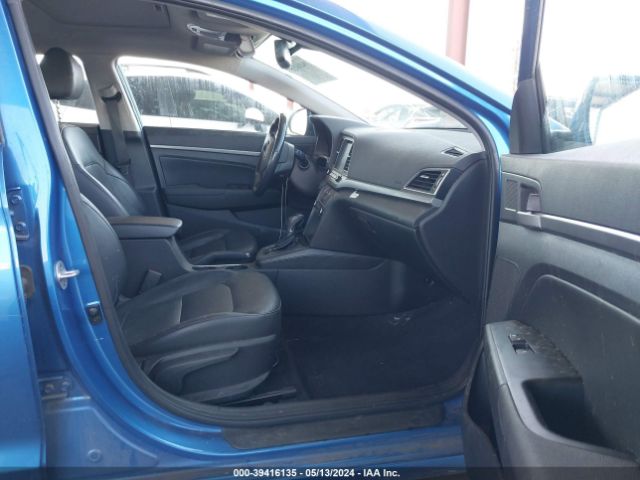 Photo 4 VIN: 5NPD84LF3HH120309 - HYUNDAI ELANTRA 