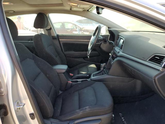 Photo 4 VIN: 5NPD84LF3HH123999 - HYUNDAI ELANTRA SE 