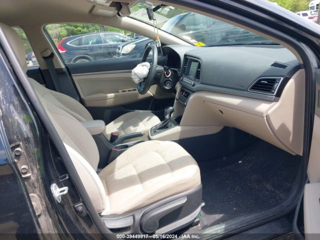 Photo 4 VIN: 5NPD84LF3HH131309 - HYUNDAI ELANTRA 