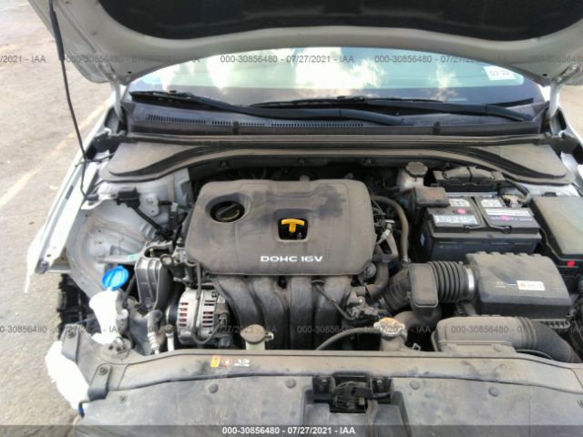 Photo 9 VIN: 5NPD84LF3HH137790 - HYUNDAI ELANTRA 