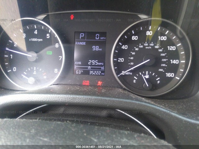 Photo 6 VIN: 5NPD84LF3HH138695 - HYUNDAI ELANTRA 