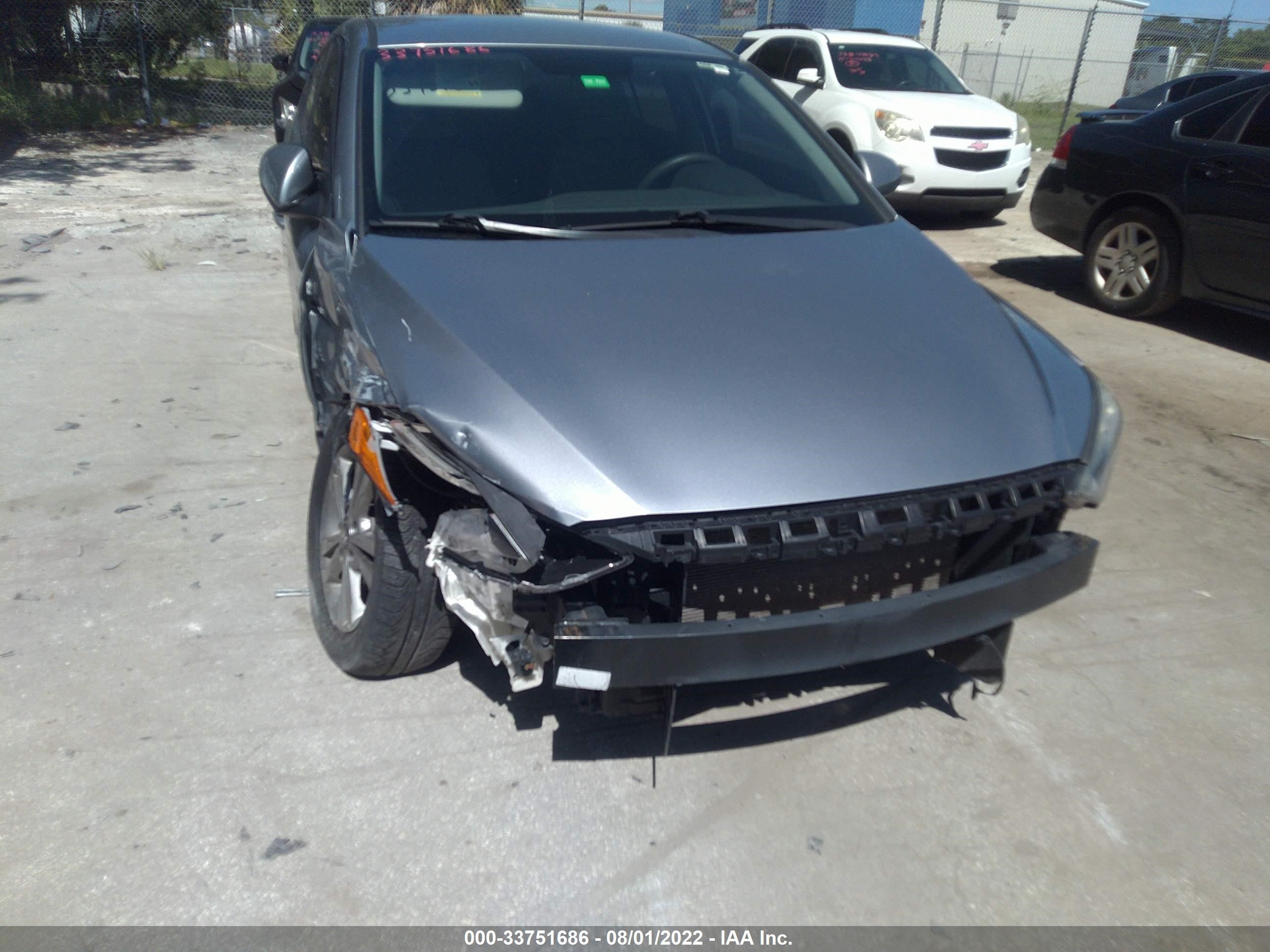 Photo 5 VIN: 5NPD84LF3HH139331 - HYUNDAI ELANTRA 