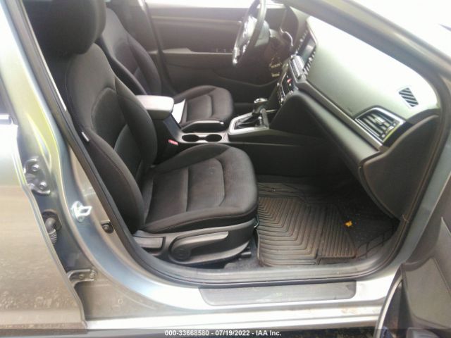 Photo 4 VIN: 5NPD84LF3HH142083 - HYUNDAI ELANTRA 