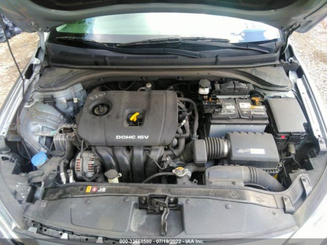 Photo 9 VIN: 5NPD84LF3HH142083 - HYUNDAI ELANTRA 