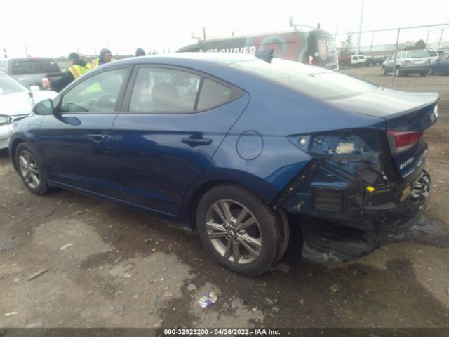 Photo 2 VIN: 5NPD84LF3HH148031 - HYUNDAI ELANTRA 