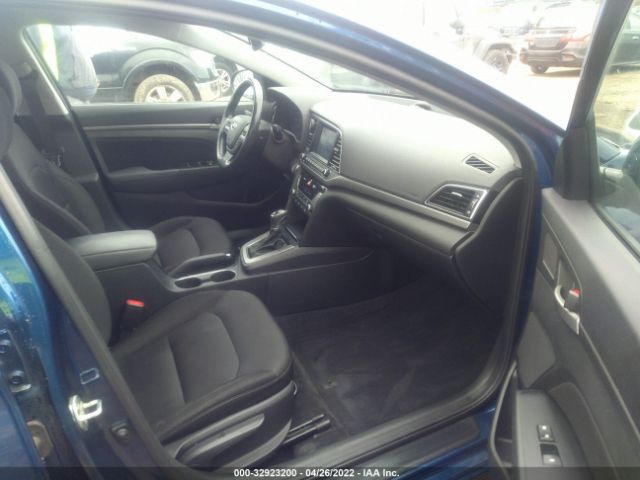 Photo 4 VIN: 5NPD84LF3HH148031 - HYUNDAI ELANTRA 