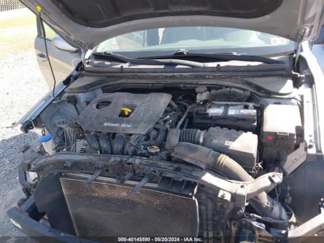 Photo 9 VIN: 5NPD84LF3HH157795 - HYUNDAI ELANTRA 