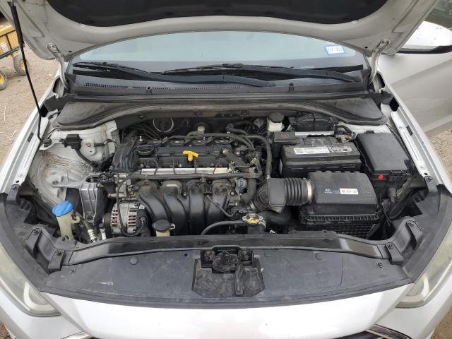 Photo 10 VIN: 5NPD84LF3HH157912 - HYUNDAI ELANTRA SE 